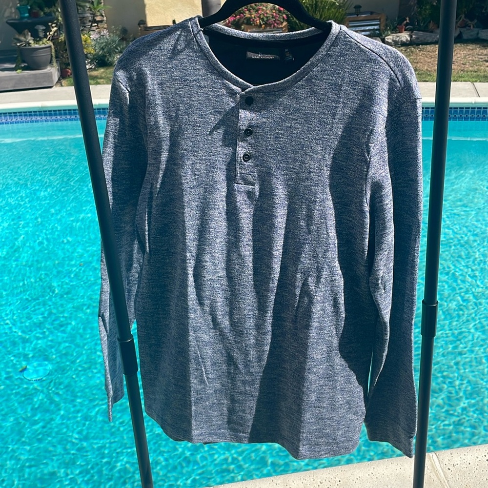Marc Anthony Blue and White long sleeve button up henley | Size M